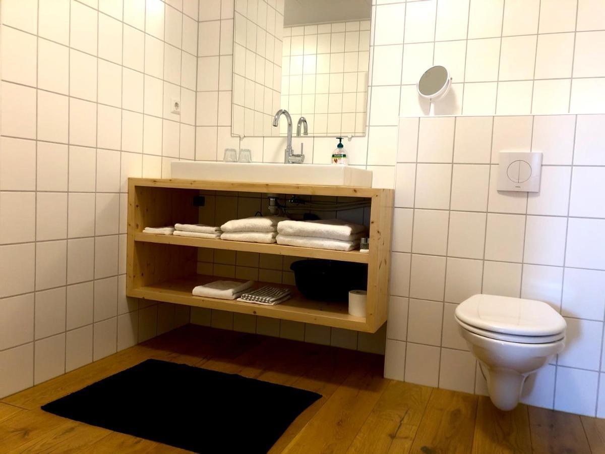 Bed And Breakfast De Biesbosch - In 'T Riet Drimmelen Eksteriør billede